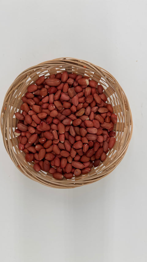 RED SKIN PEANUTS per 100g