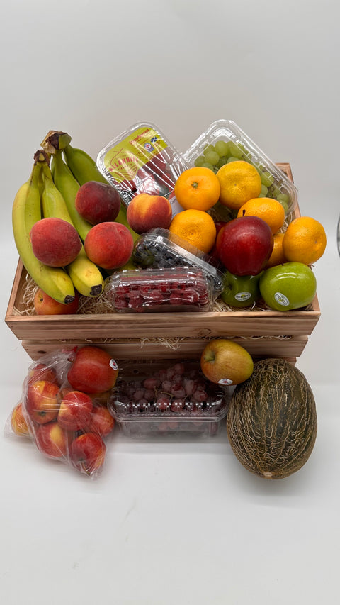 Family Seasonal Fruit Box